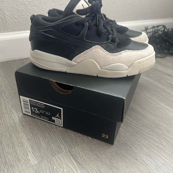 Jordan 4 RM (PS) size 13c - Picture 6 of 6